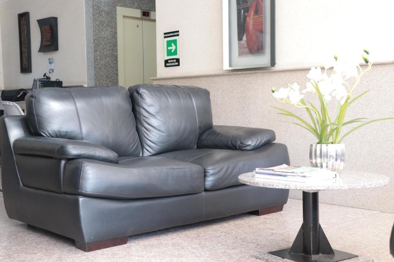 Hoteles Bogota Inn Lago Chico Zona Rosa Ngoại thất bức ảnh