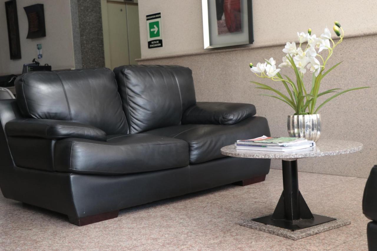 Hoteles Bogota Inn Lago Chico Zona Rosa Ngoại thất bức ảnh