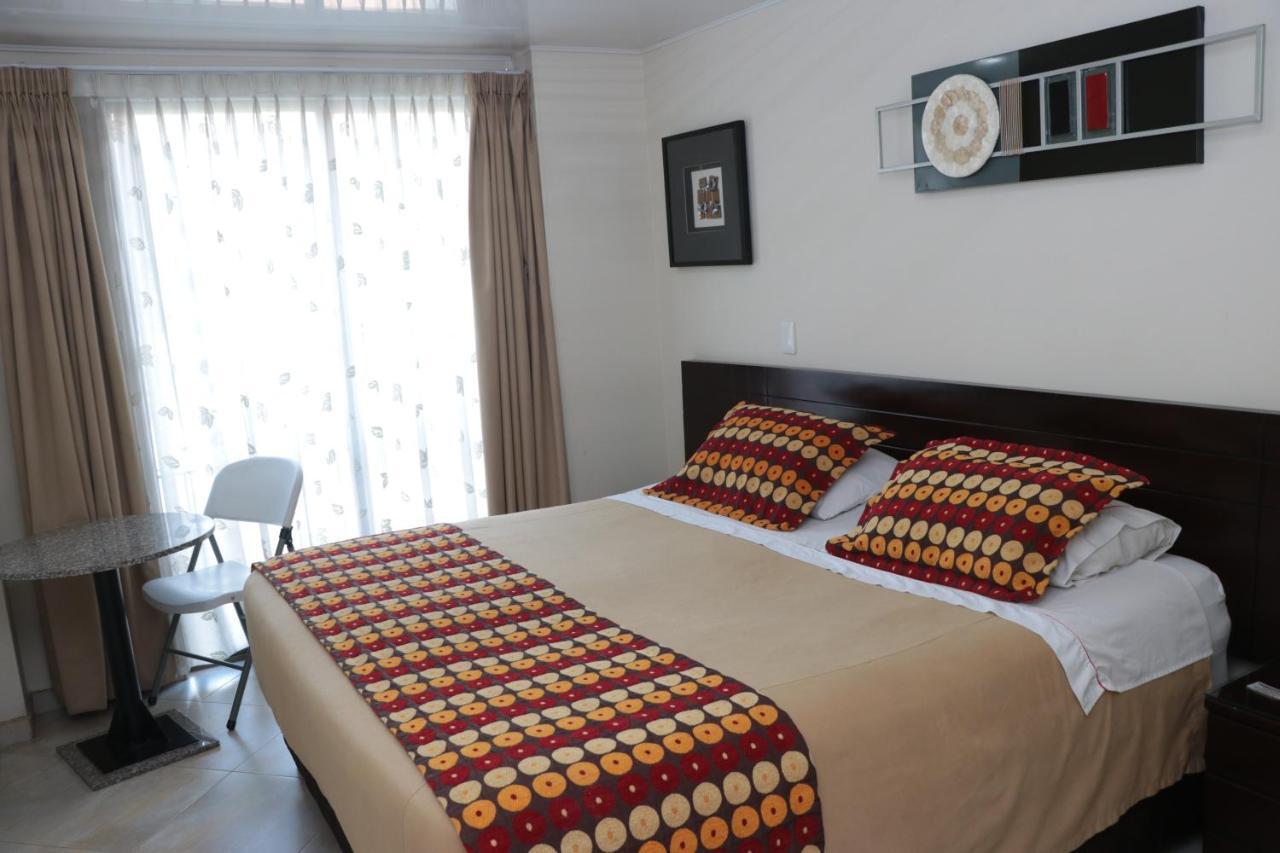 Hoteles Bogota Inn Lago Chico Zona Rosa Ngoại thất bức ảnh